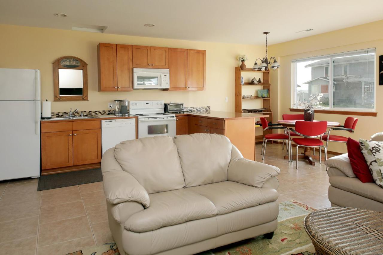 Maxwelton Beach Sunsets! Kayaks & Paddleboards! 1 Min Walk To The Water! Clinton Exterior foto